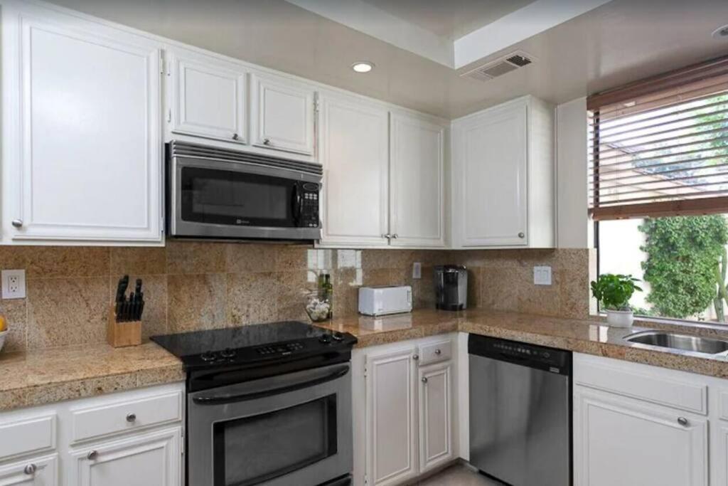 Private Country Club Condo On Awesome Golf Course! Palm Desert Buitenkant foto