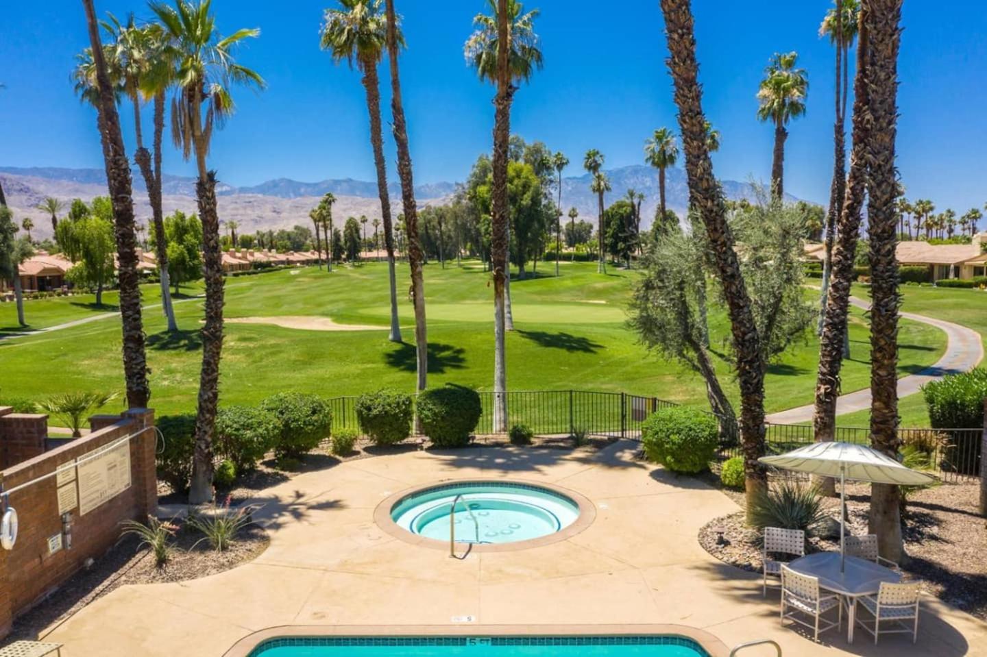 Private Country Club Condo On Awesome Golf Course! Palm Desert Buitenkant foto